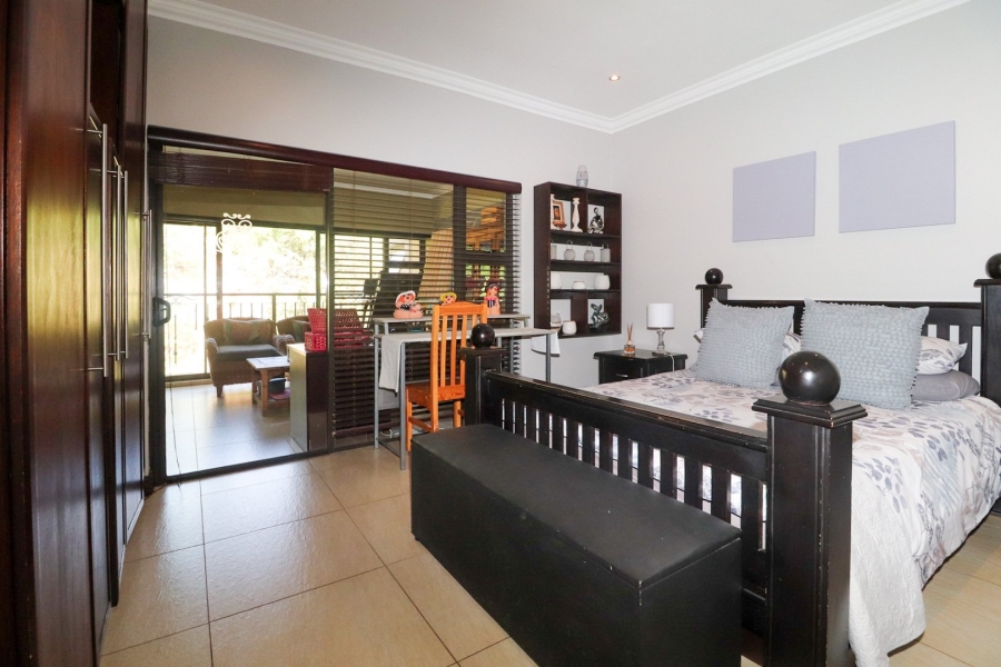 5 Bedroom Property for Sale in Wilkoppies North West